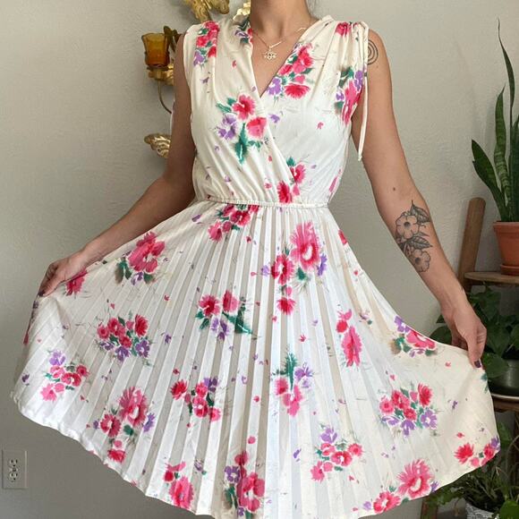Vintage Dresses & Skirts - 60s vintage floral midi dress